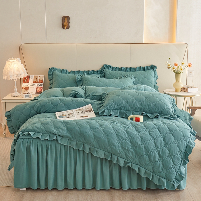 91家纺网 家纺一手货源 找家纺 怡源梦 2026新款幸运草夹棉床裙四件套 幸运草-兰色