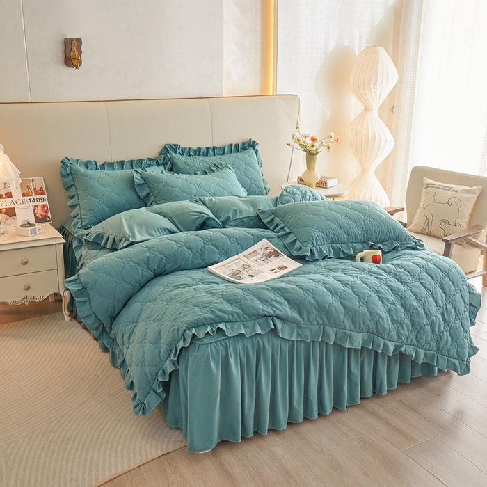 91家纺网 家纺一手货源 找家纺 怡源梦 2026新款幸运草夹棉床裙四件套 幸运草-兰色