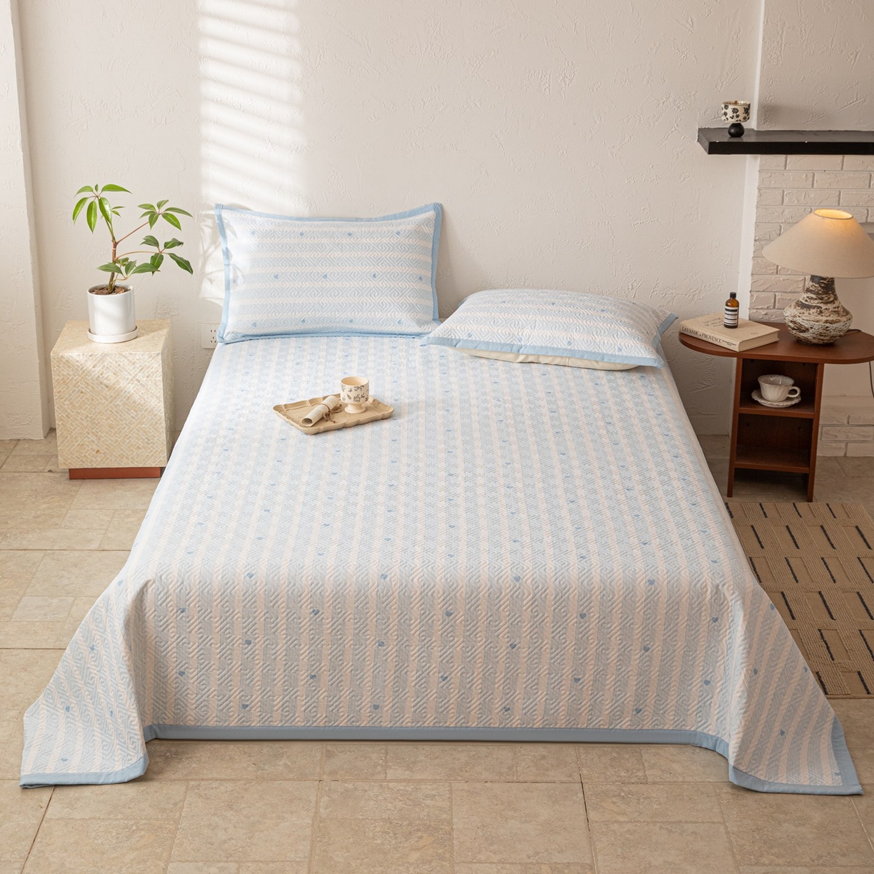 91家纺网 家纺一手货源 找家纺 总-雅萱-云貂绒法兰绒珊瑚绒加厚毛毯纯色毯午睡毯盖毯