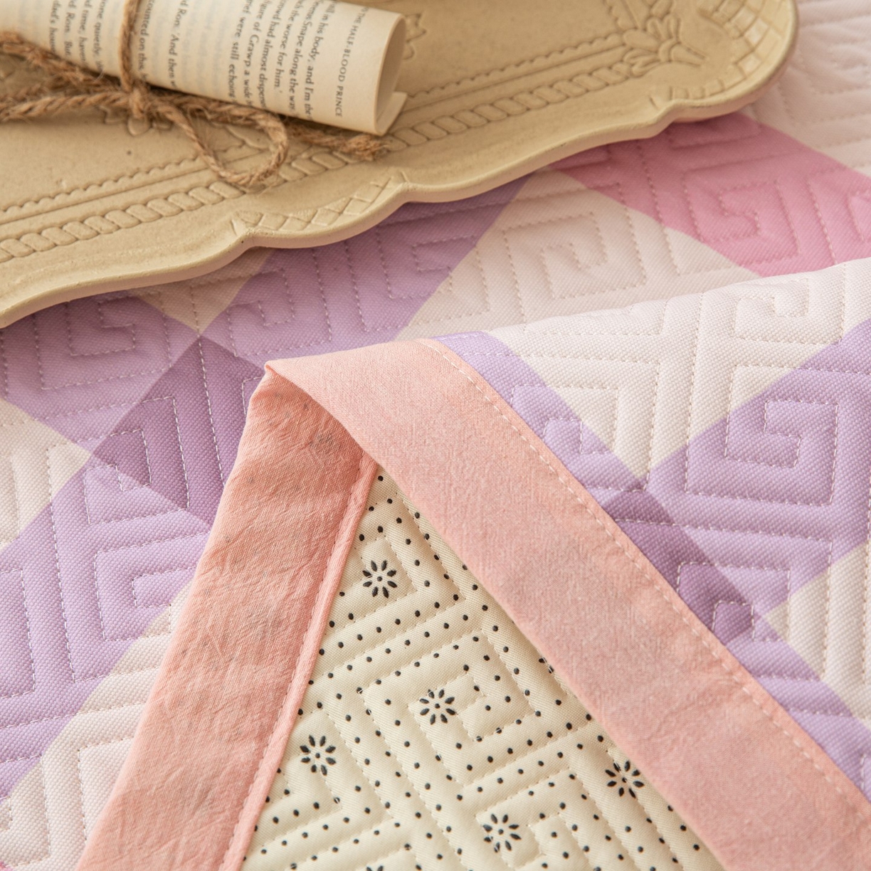 91家纺网 家纺一手货源 找家纺 雅萱家纺 2026春夏新款全棉老粗布床盖 床盖单件 床盖-条纹紫