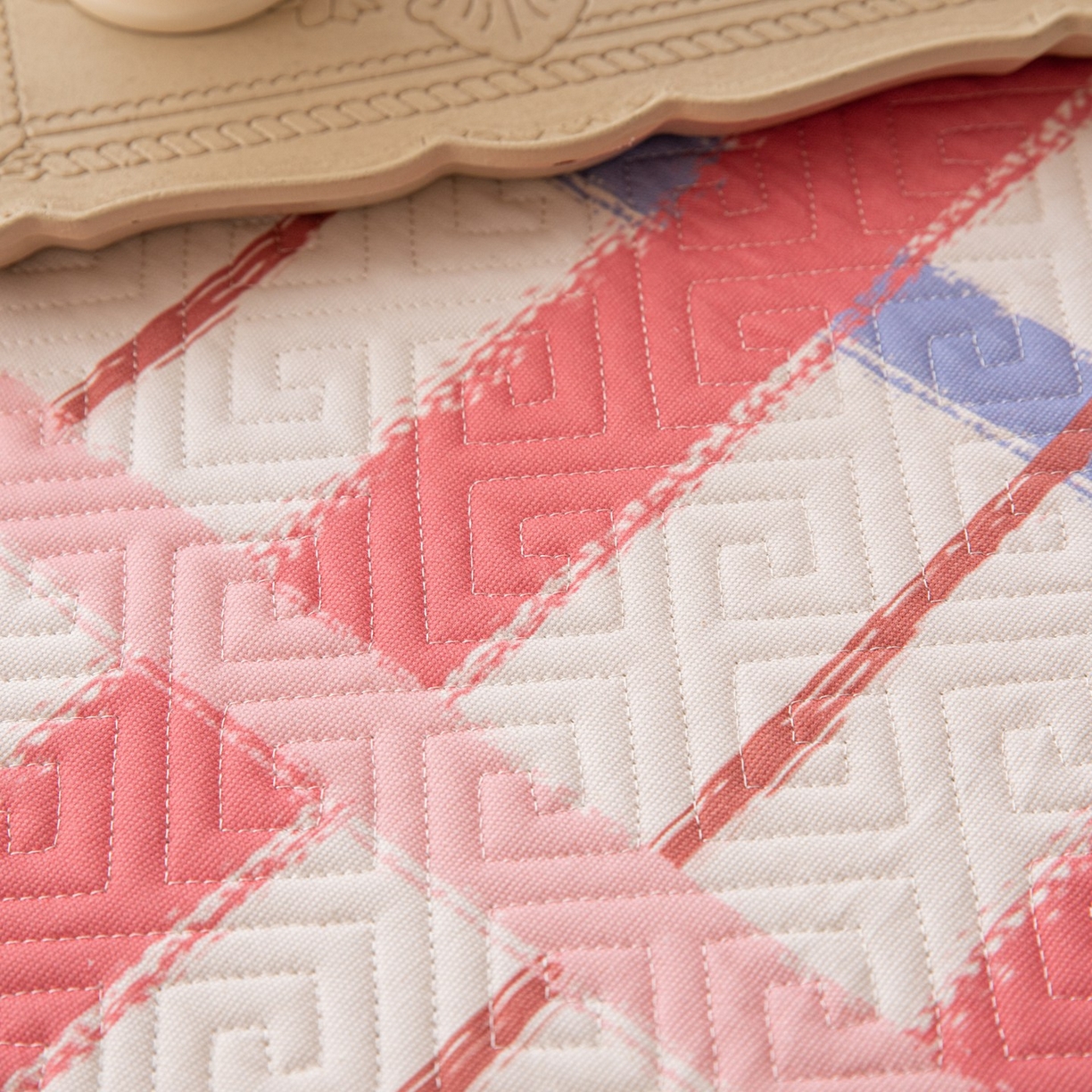 91家纺网 家纺一手货源 找家纺 雅萱家纺 2026春夏新款全棉老粗布床盖 床盖单件 床盖-格红