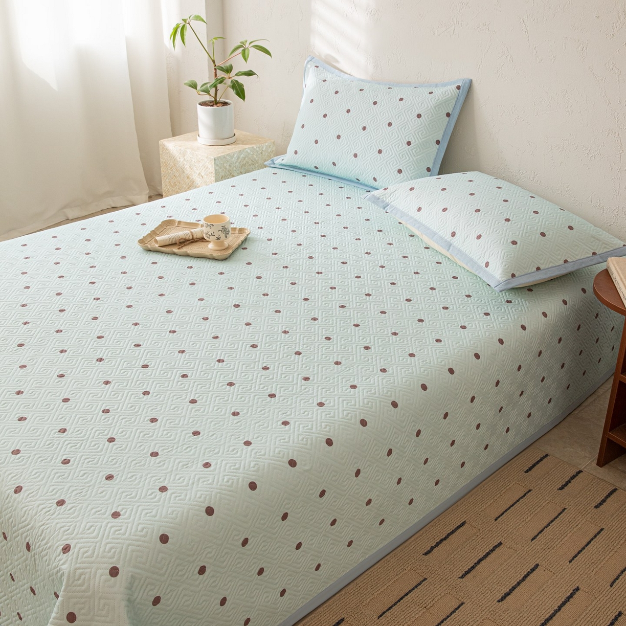 91家纺网 家纺一手货源 找家纺 雅萱家纺 2026春夏新款全棉老粗布床盖 床盖单件 床盖-波点蓝