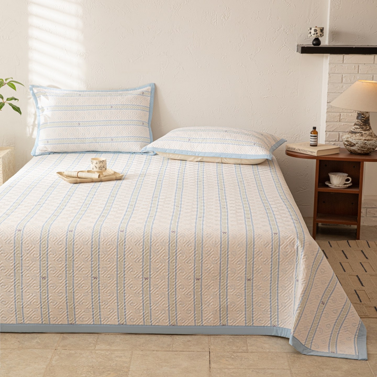 91家纺网 家纺一手货源 找家纺 雅萱家纺 2026春夏新款全棉老粗布床盖 床盖单件 床盖-蝴蝶结