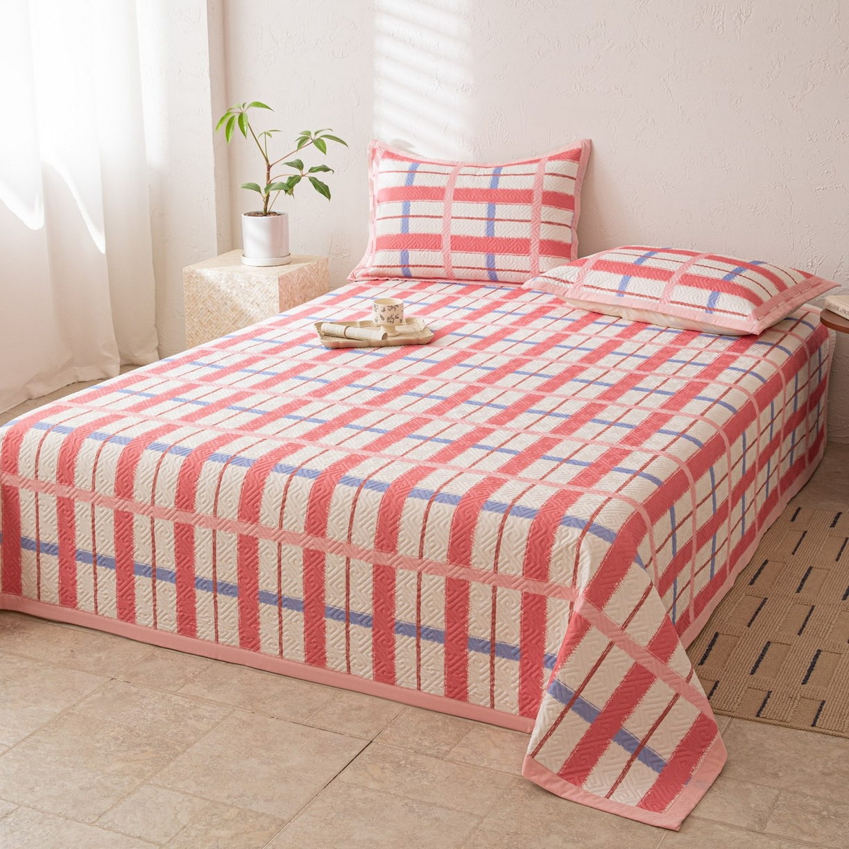 91家纺网 家纺一手货源 找家纺 雅萱家纺 2026春夏新款全棉老粗布床盖 床盖单件 床盖-格红