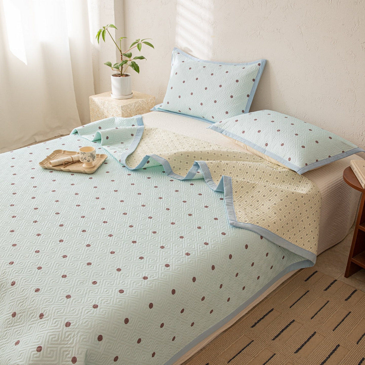 91家纺网 家纺一手货源 找家纺 雅萱家纺 2026春夏新款全棉老粗布床盖 床盖单件 床盖-波点蓝