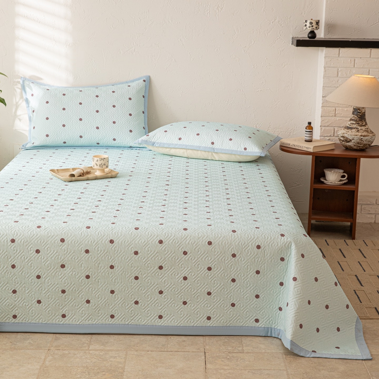 91家纺网 家纺一手货源 找家纺 雅萱家纺 2026春夏新款全棉老粗布床盖 床盖单件 床盖-波点蓝