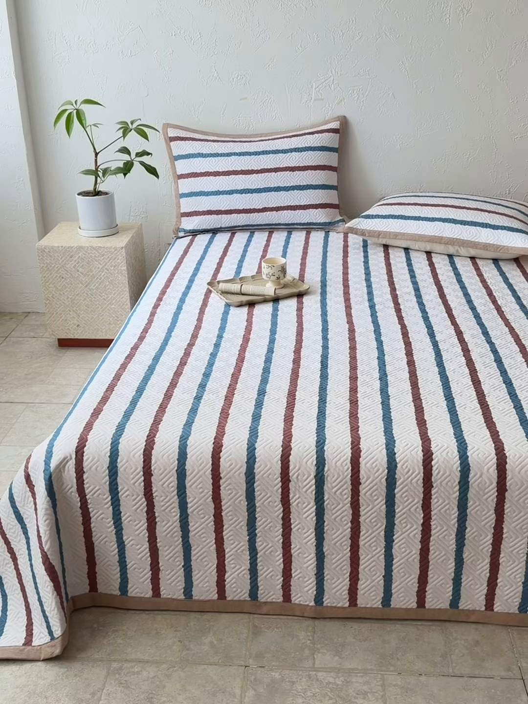 91家纺网 家纺一手货源 找家纺 雅萱家纺 2026春夏新款全棉老粗布床盖 床盖单件 床盖-条纹咖