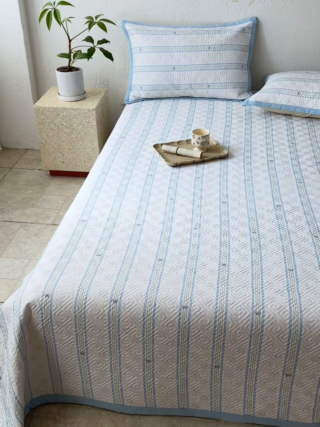 91家纺网 家纺一手货源 找家纺 雅萱家纺 2026春夏新款全棉老粗布床盖 床盖单件 床盖-蝴蝶结