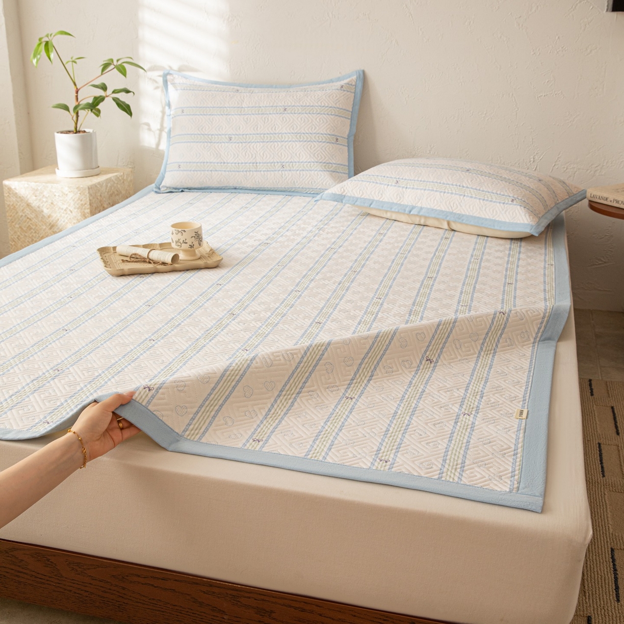 91家纺网 家纺一手货源 找家纺 雅萱家纺 2026春夏新款全棉老粗布软席凉席席子 软席-蝴蝶结