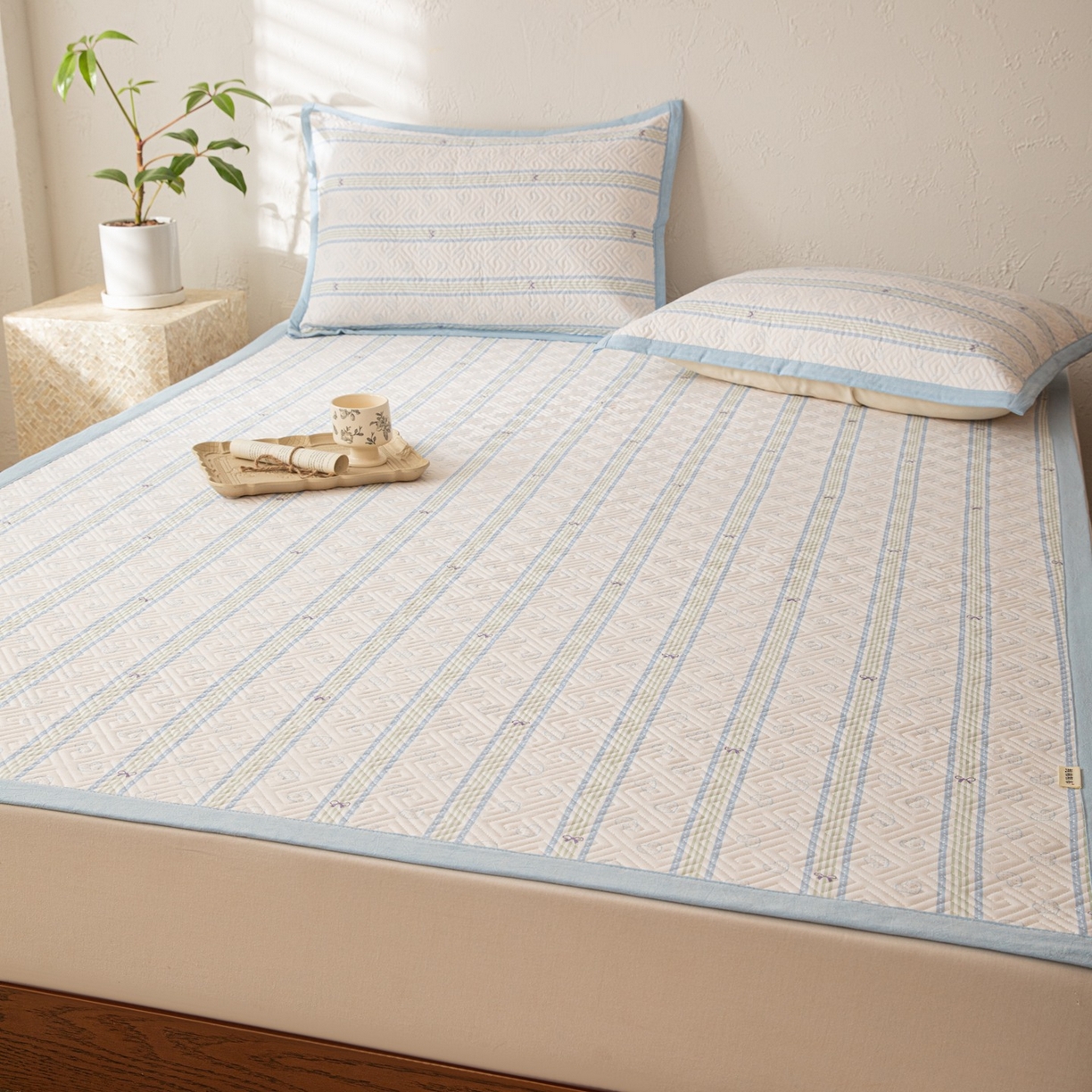 91家纺网 家纺一手货源 找家纺 雅萱家纺 2026春夏新款全棉老粗布软席凉席席子 软席-蝴蝶结