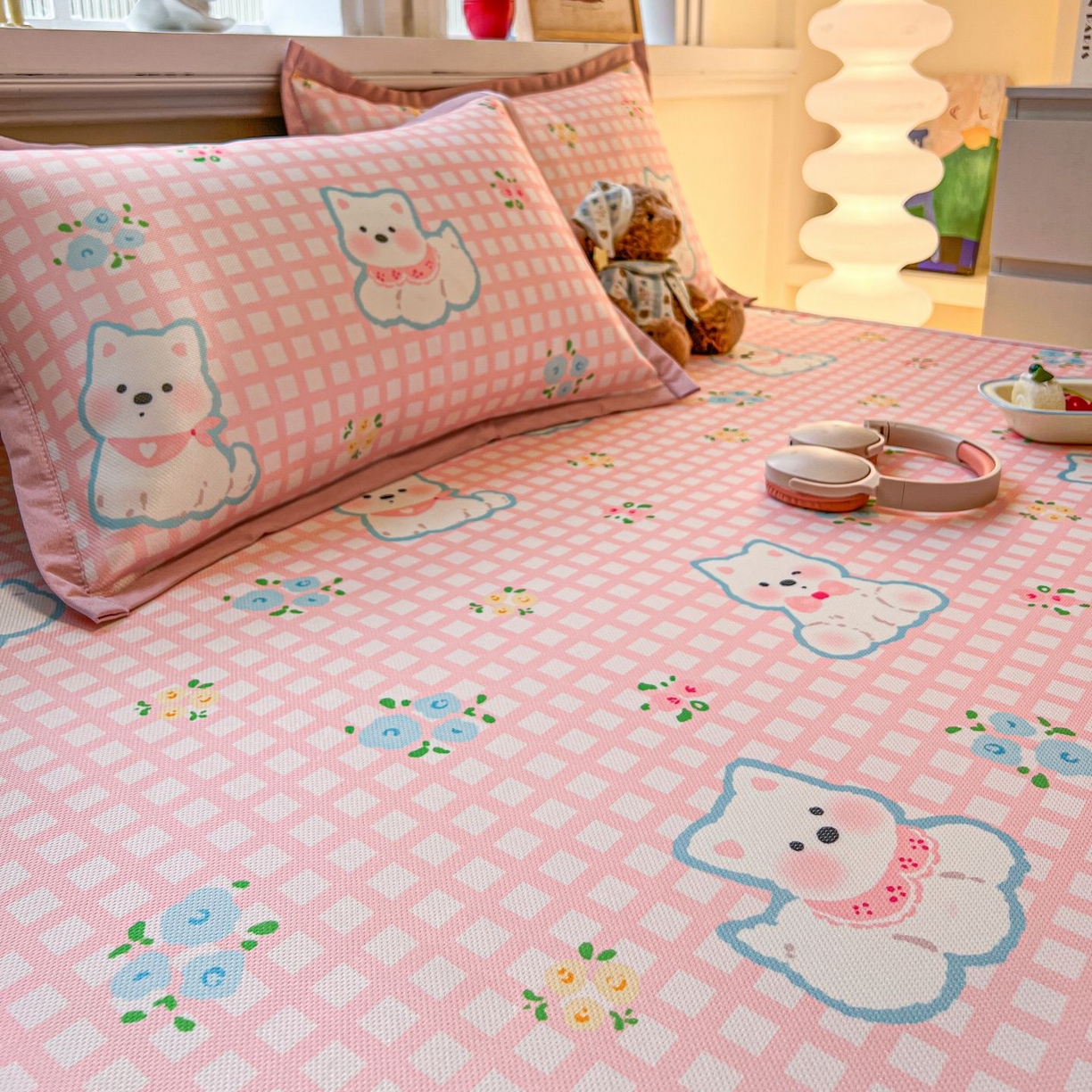 91家纺网 家纺一手货源 找家纺 女子家纺 2026新款费尔岛风冰丝凉席 粉格西高