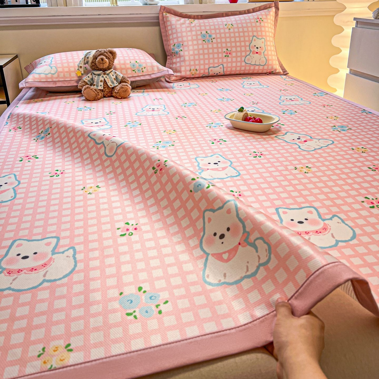 91家纺网 家纺一手货源 找家纺 女子家纺 2026新款费尔岛风冰丝凉席 粉格西高