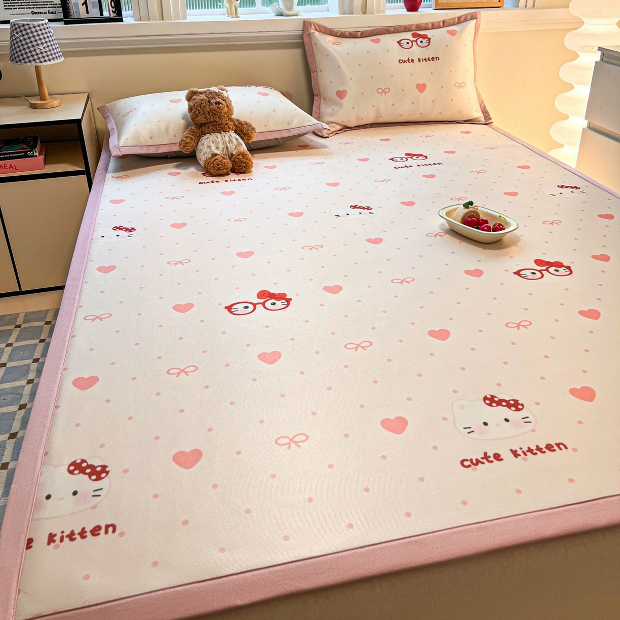 91家纺网 家纺一手货源 找家纺 女子家纺 2026新款费尔岛风冰丝凉席 甜心凯蒂