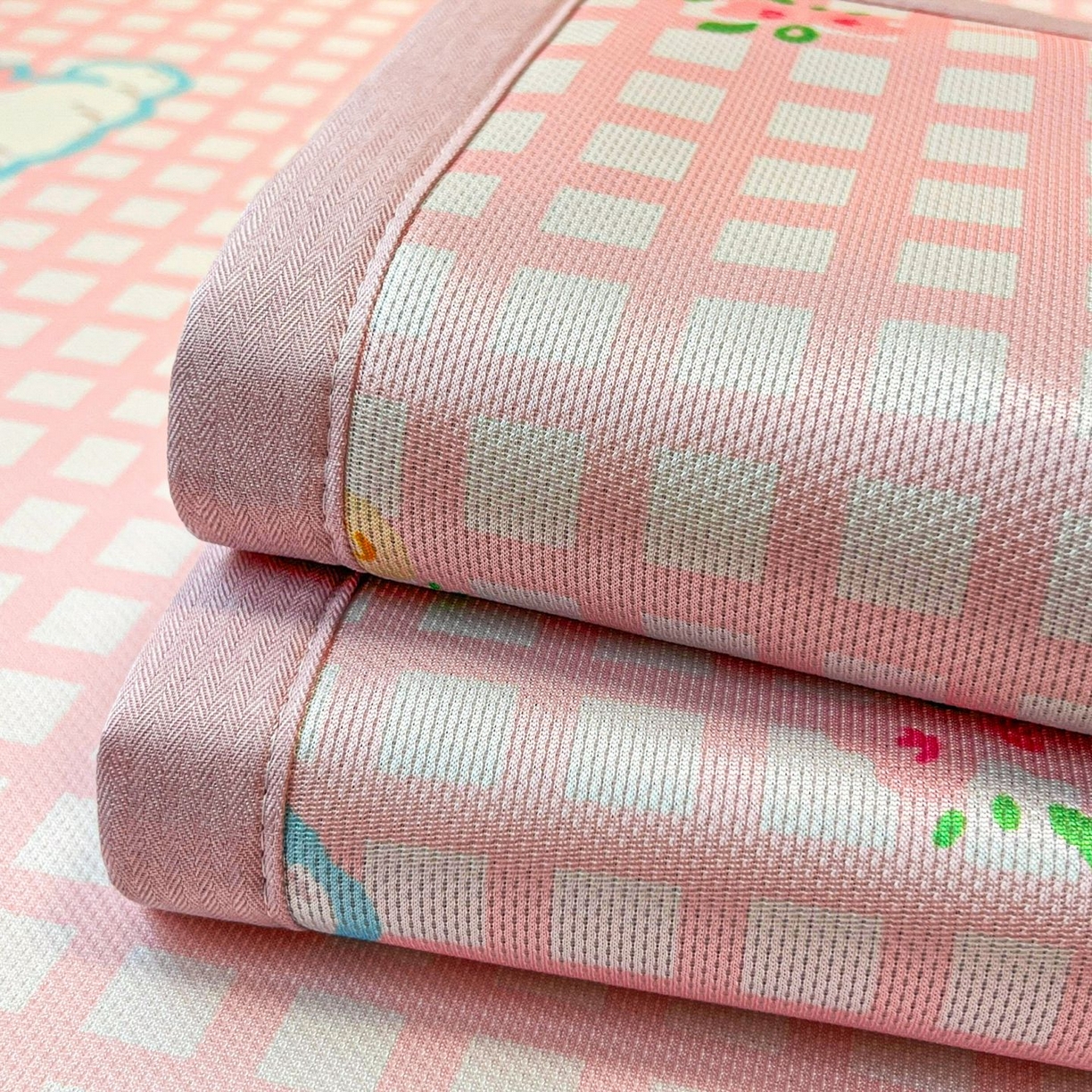 91家纺网 家纺一手货源 找家纺 女子家纺 2026新款费尔岛风冰丝凉席 粉格西高