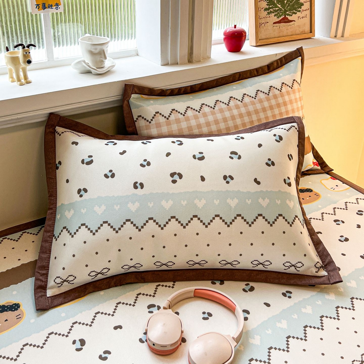 91家纺网 家纺一手货源 找家纺 女子家纺 2026新款费尔岛风冰丝凉席 奶咖喵语