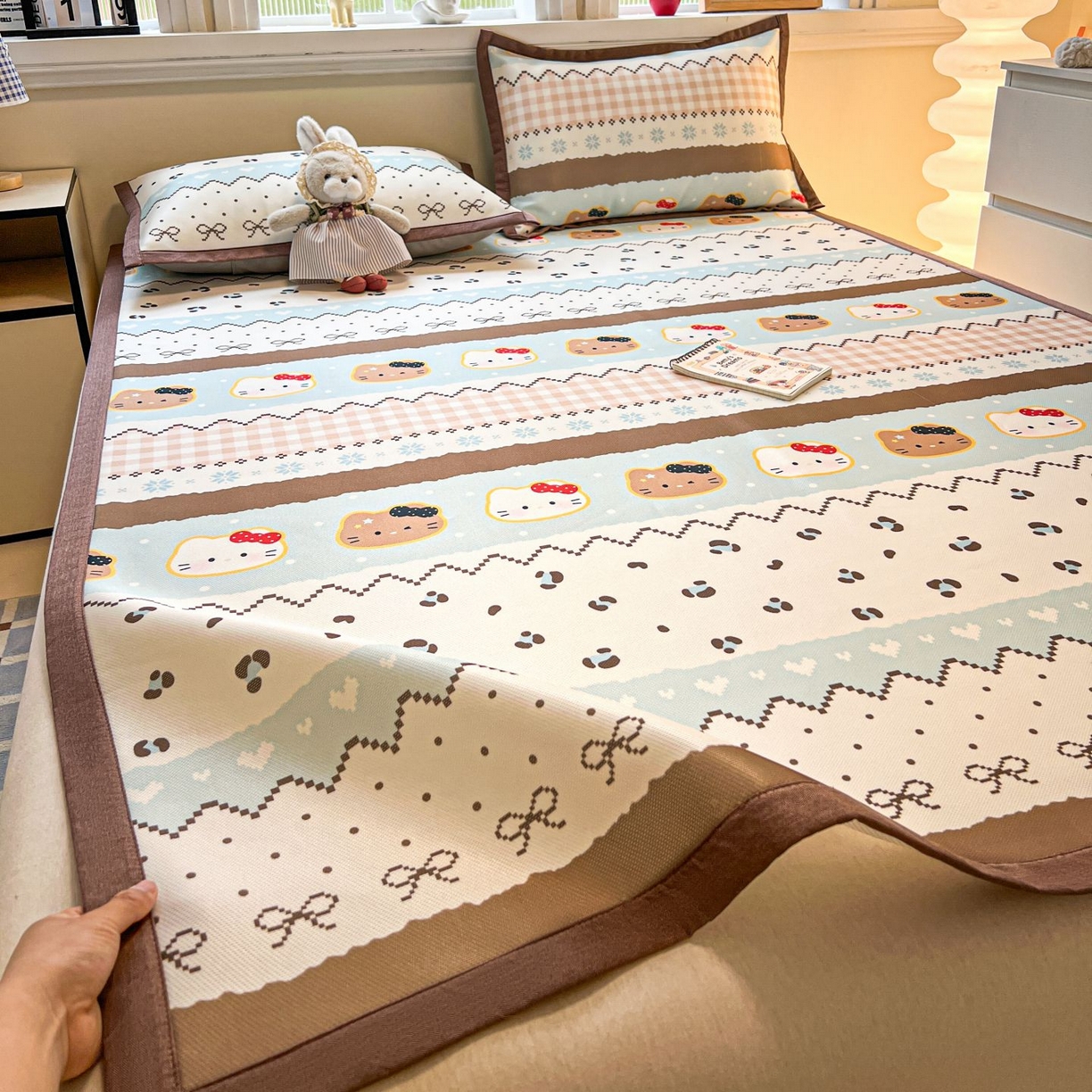 91家纺网 家纺一手货源 找家纺 女子家纺 2026新款费尔岛风冰丝凉席 奶咖喵语