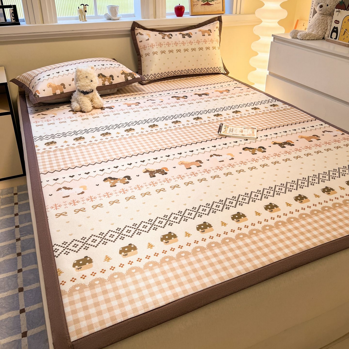 91家纺网 家纺一手货源 找家纺 女子家纺 2026新款费尔岛风冰丝凉席 费尔岛马