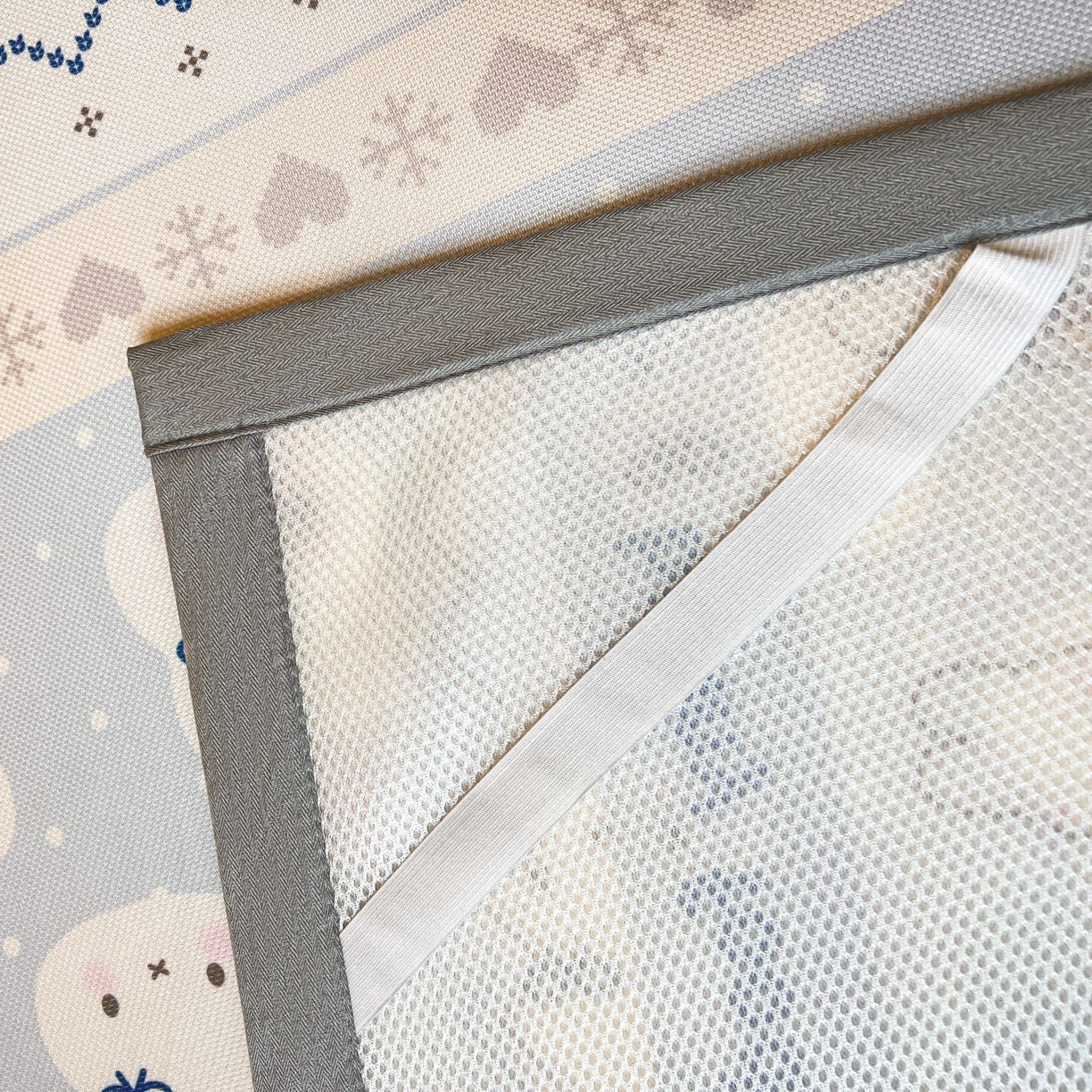 91家纺网 家纺一手货源 找家纺 女子家纺 2026新款费尔岛风冰丝凉席 蓝兔奶冻