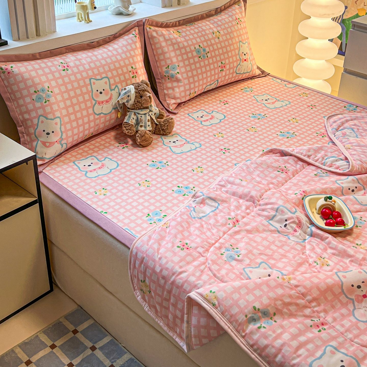 91家纺网 家纺一手货源 找家纺 女子家纺 2026新款费尔岛风冰丝凉席夏被套件系列 粉格西高