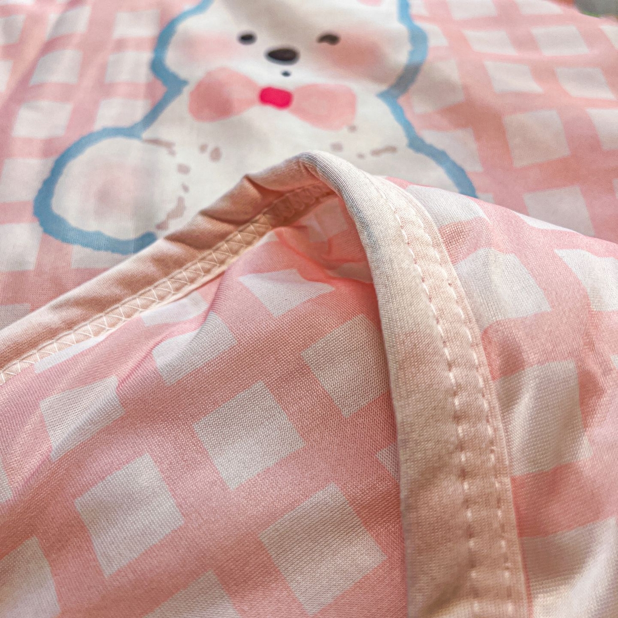 91家纺网 家纺一手货源 找家纺 女子家纺 2026新款费尔岛风冰丝凉席夏被套件系列 粉格西高