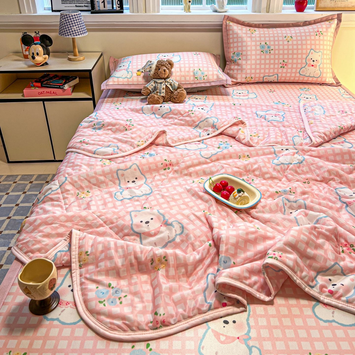 91家纺网 家纺一手货源 找家纺 女子家纺 2026新款费尔岛风冰丝凉席夏被套件系列 粉格西高