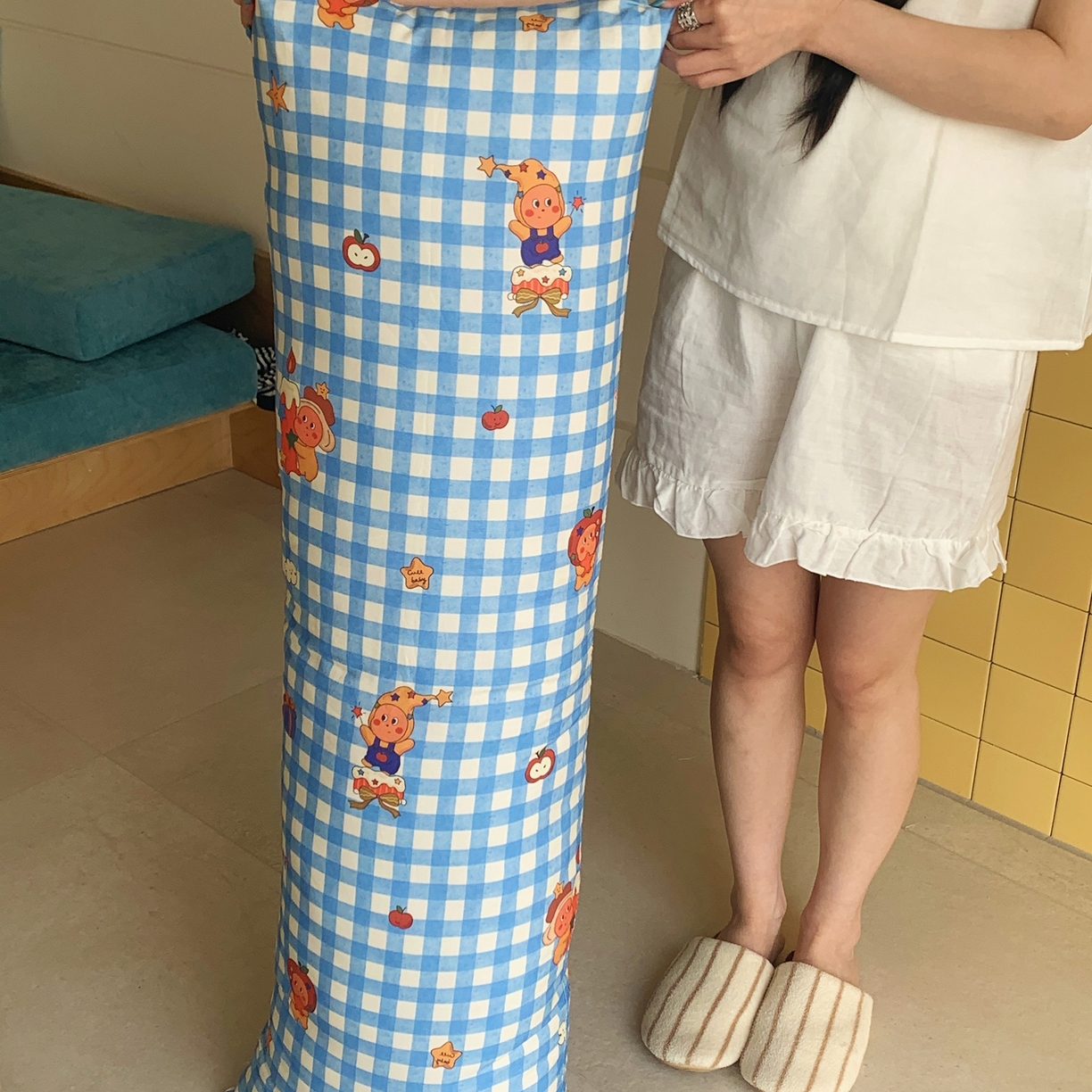 91家纺网 家纺一手货源 找家纺 桃喜 2026新款全棉巨无霸长抱枕 全棉长抱枕-蓝格小星星