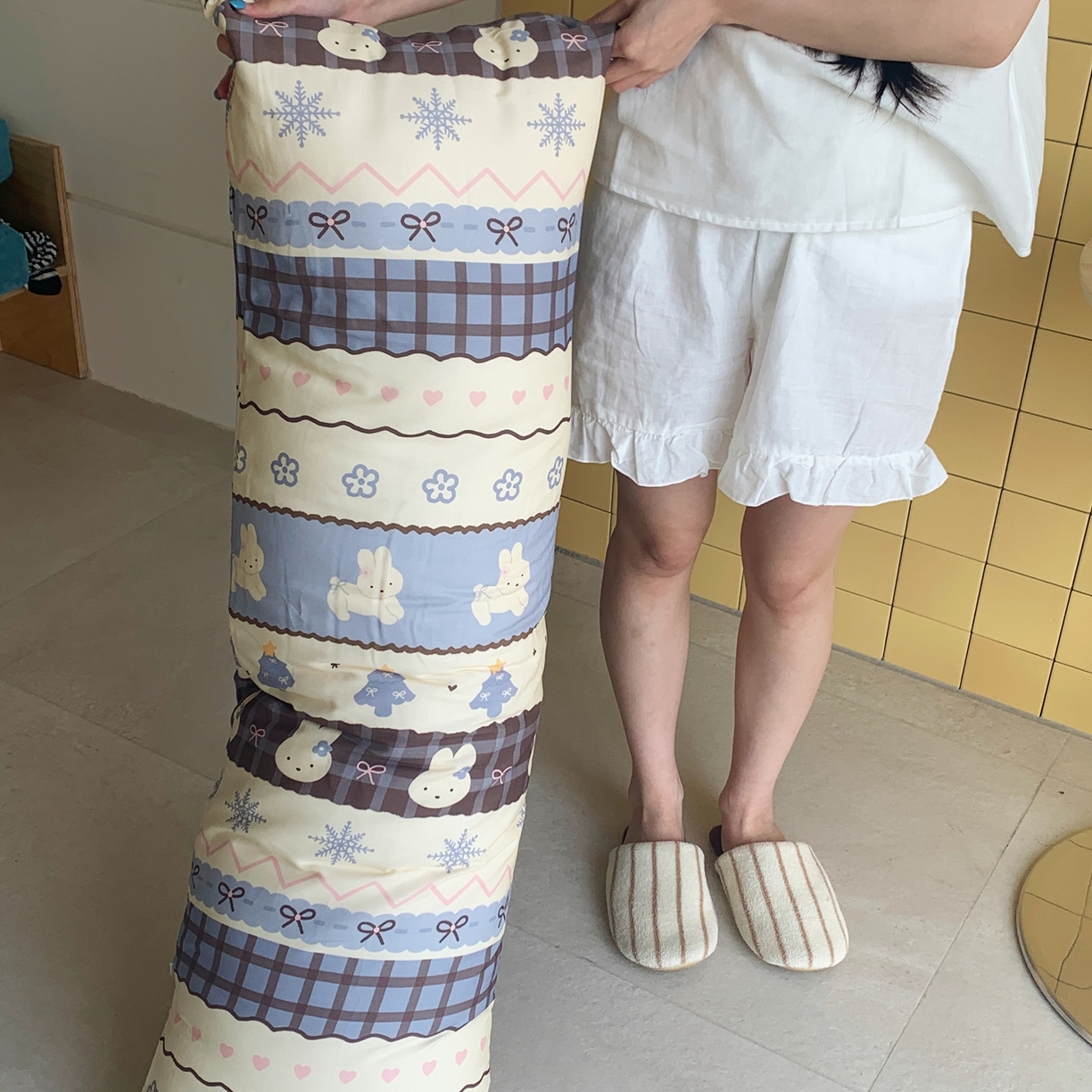 91家纺网 家纺一手货源 找家纺 桃喜 2026新款全棉巨无霸长抱枕 全棉长抱枕-费尔岛小兔