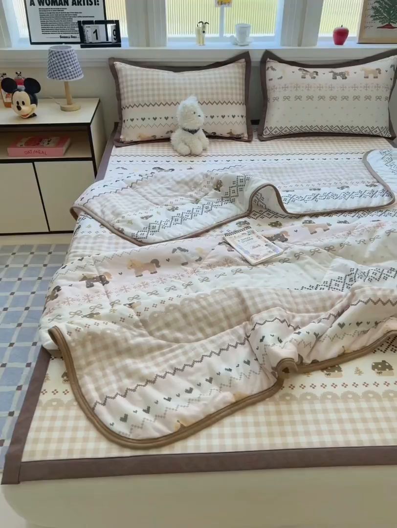 91家纺网 家纺一手货源 找家纺 女子家纺 2026新款费尔岛风冰丝凉席夏被套件系列 费尔岛马