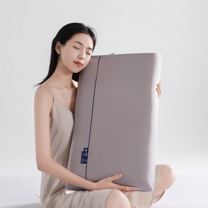91家纺网 家纺一手货源 找家纺 锦鲤枕芯 2026新款磨毛面料三合一亲肤舒适记忆枕面包枕 枕头枕芯 面包枕-灰色