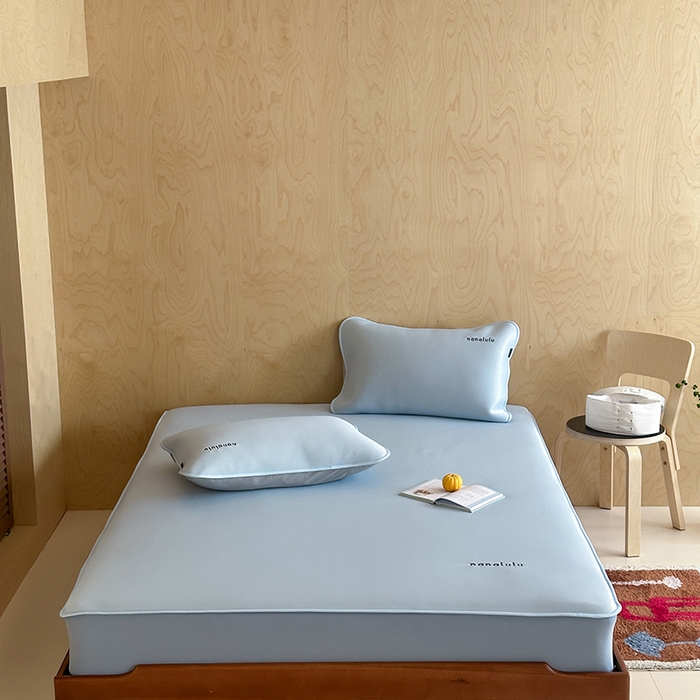 91家纺网 家纺一手货源 找家纺 （总）JUICY 橘滋家纺 2026新款CoolAir沁氧冰感软凉席·纯色刺绣