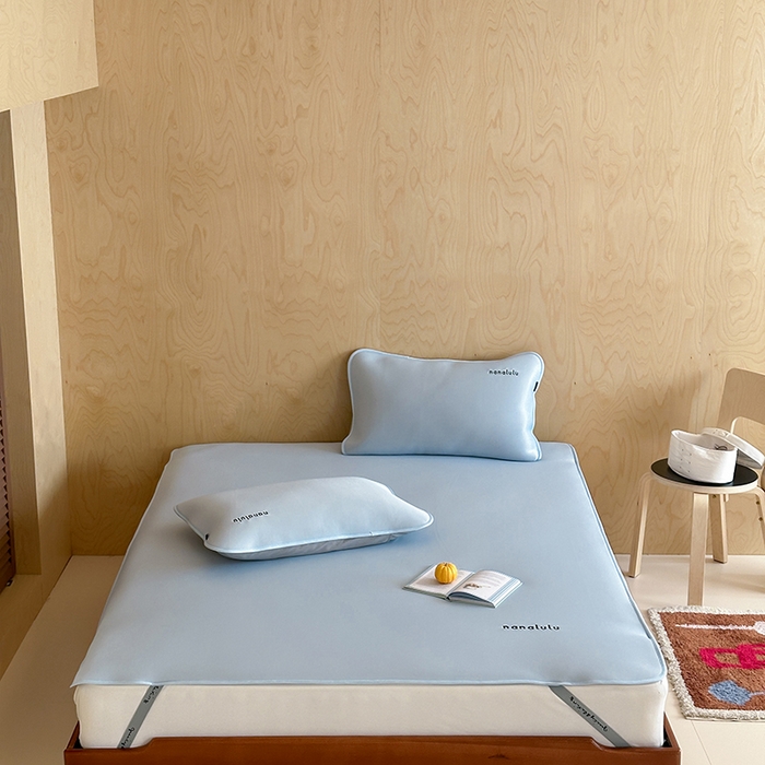 91家纺网 家纺一手货源 找家纺 （总）JUICY 橘滋家纺 2026新款CoolAir沁氧冰感软凉席·纯色刺绣