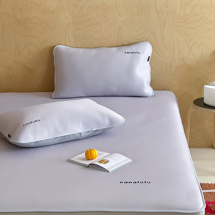 91家纺网 家纺一手货源 找家纺 JUICY 橘滋家纺 2026新款CoolAir沁氧冰感软凉席·纯色刺绣 床笠款-沁氧冰川-雾霭紫