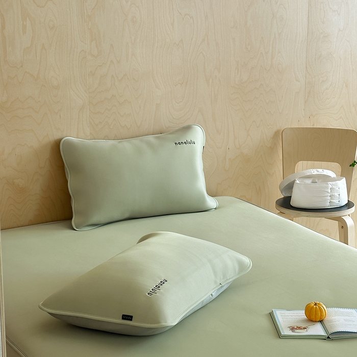 91家纺网 家纺一手货源 找家纺 JUICY 橘滋家纺 2026新款CoolAir沁氧冰感软凉席·纯色刺绣 床笠款-沁氧冰川-冷杉绿