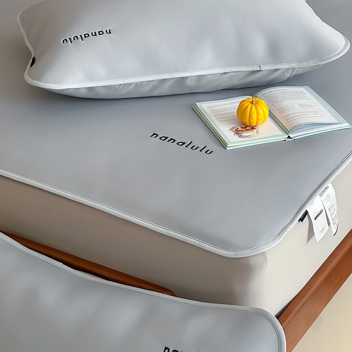 91家纺网 家纺一手货源 找家纺 JUICY 橘滋家纺 2026新款CoolAir沁氧冰感软凉席·纯色刺绣 床笠款-沁氧冰川-月影灰