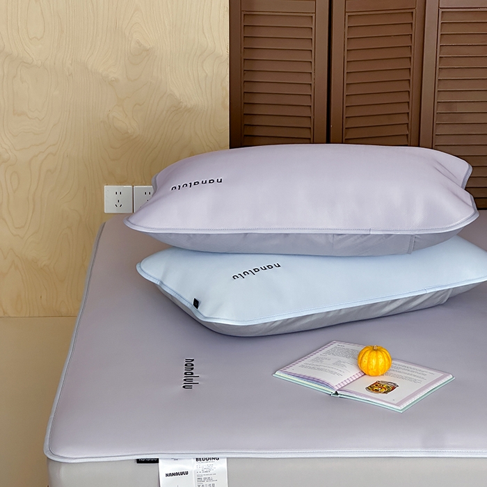 91家纺网 家纺一手货源 找家纺 JUICY 橘滋家纺 2026新款CoolAir沁氧冰感软凉席·纯色刺绣 床笠款-沁氧冰川-雾霭紫