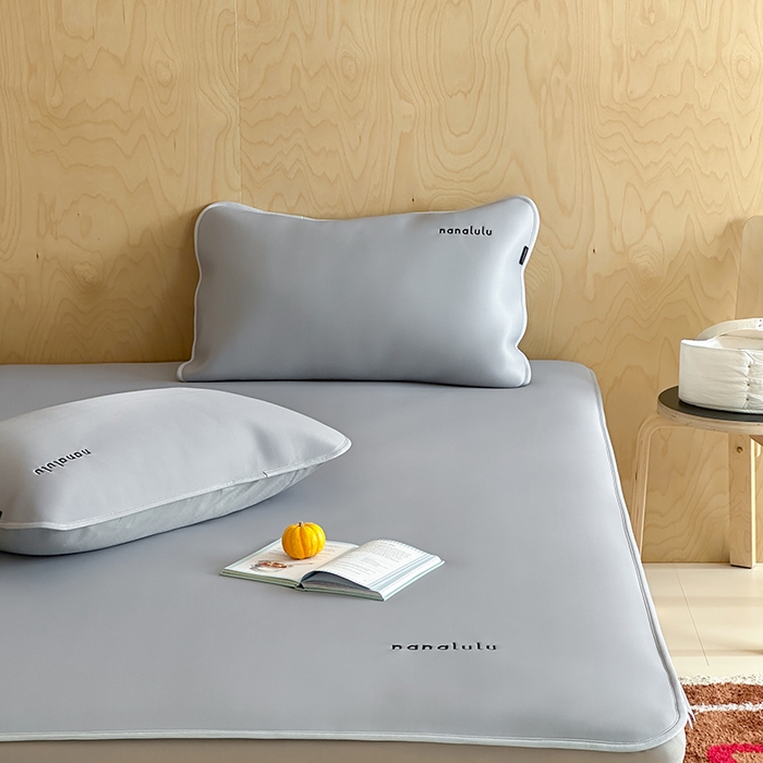 91家纺网 家纺一手货源 找家纺 JUICY 橘滋家纺 2026新款CoolAir沁氧冰感软凉席·纯色刺绣 床笠款-沁氧冰川-月影灰