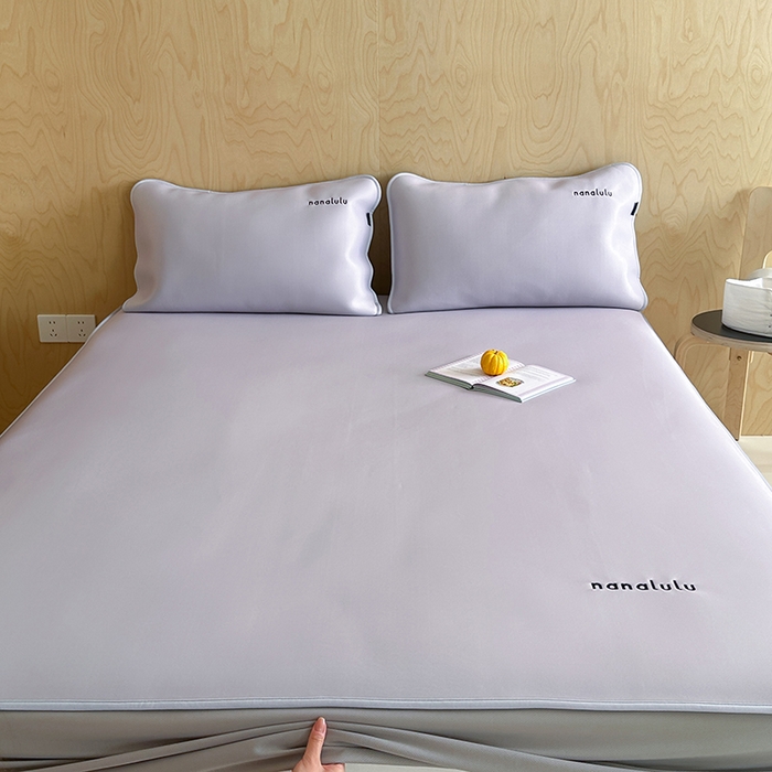 91家纺网 家纺一手货源 找家纺 JUICY 橘滋家纺 2026新款CoolAir沁氧冰感软凉席·纯色刺绣 床笠款-沁氧冰川-雾霭紫