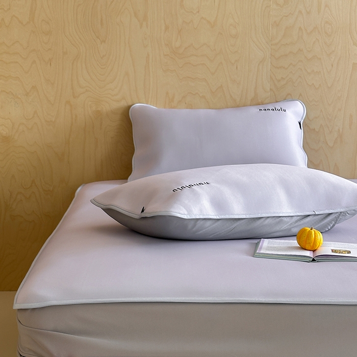 91家纺网 家纺一手货源 找家纺 JUICY 橘滋家纺 2026新款CoolAir沁氧冰感软凉席·纯色刺绣 床笠款-沁氧冰川-雾霭紫