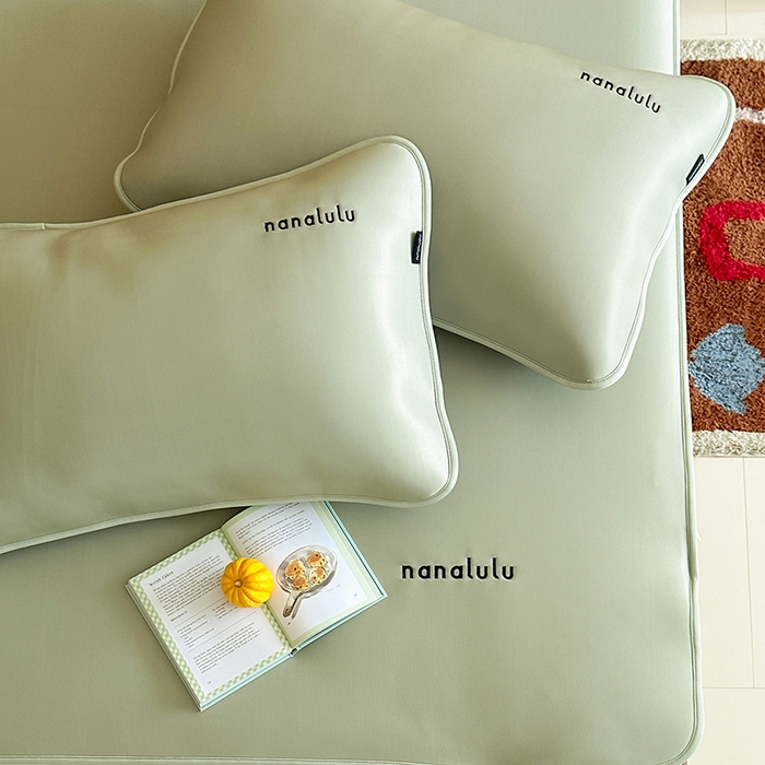 91家纺网 家纺一手货源 找家纺 JUICY 橘滋家纺 2026新款CoolAir沁氧冰感软凉席·纯色刺绣 平席款-沁氧冰川-冷杉绿