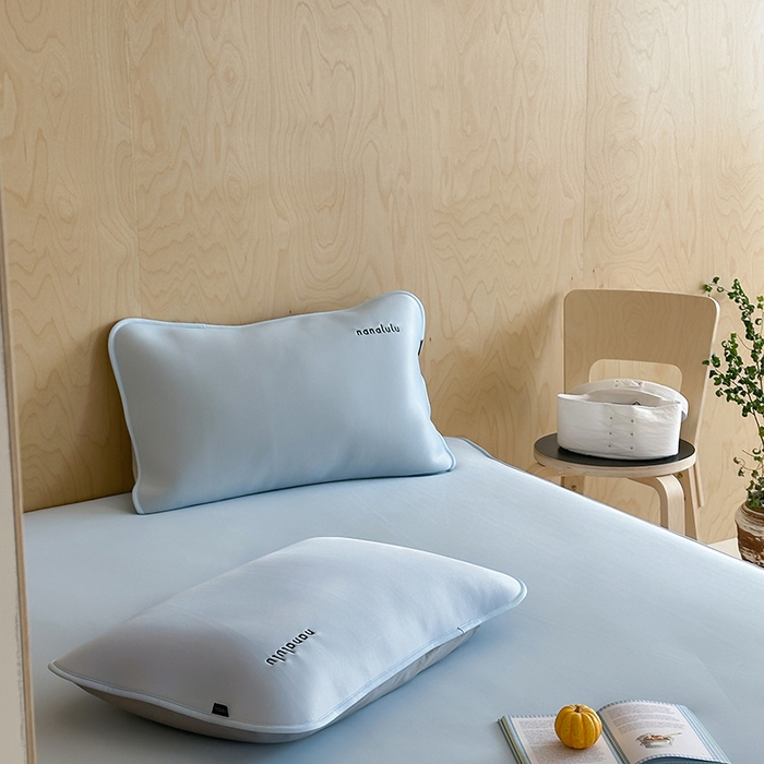 91家纺网 家纺一手货源 找家纺 JUICY 橘滋家纺 2026新款CoolAir沁氧冰感软凉席·纯色刺绣 平席款-沁氧冰川-天空蓝