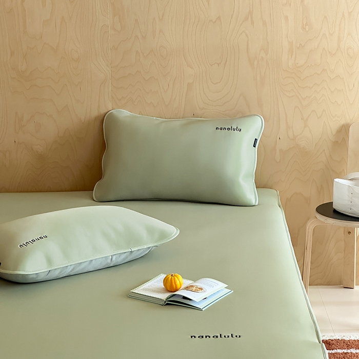 91家纺网 家纺一手货源 找家纺 JUICY 橘滋家纺 2026新款CoolAir沁氧冰感软凉席·纯色刺绣 平席款-沁氧冰川-冷杉绿