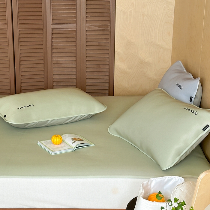 91家纺网 家纺一手货源 找家纺 JUICY 橘滋家纺 2026新款CoolAir沁氧冰感软凉席·纯色刺绣 平席款-沁氧冰川-冷杉绿