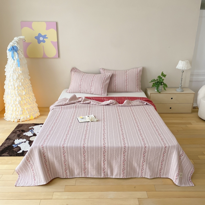 91家纺网 家纺一手货源 找家纺 （总）麻依 2026新款安心棉床盖三件全棉四层纱布床单