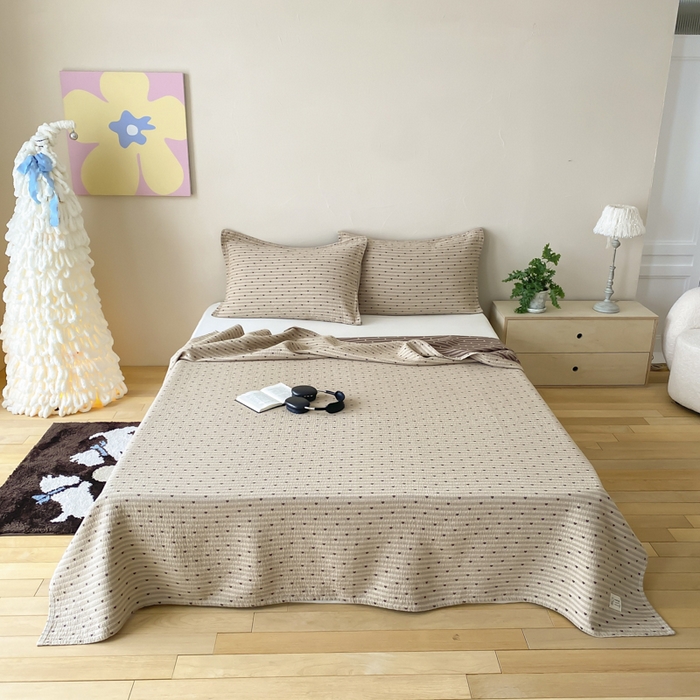 91家纺网 家纺一手货源 找家纺 （总）麻依 2026新款安心棉床盖三件全棉四层纱布床单