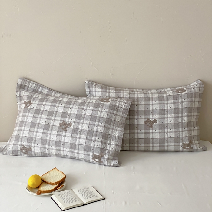 91家纺网 家纺一手货源 找家纺 麻依 2026新款安心棉床盖三件全棉四层纱布床单 点点木马-灰