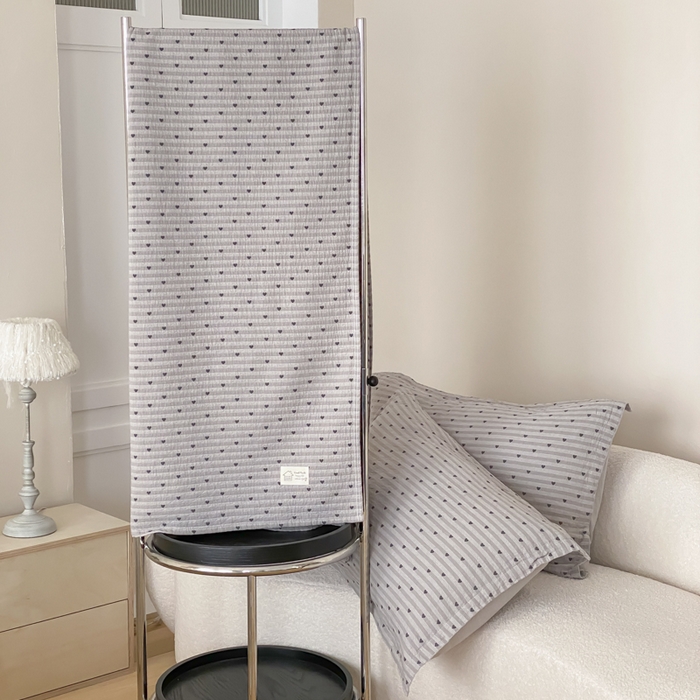 91家纺网 家纺一手货源 找家纺 麻依 2026新款安心棉床盖三件全棉四层纱布床单 爱心点点-灰