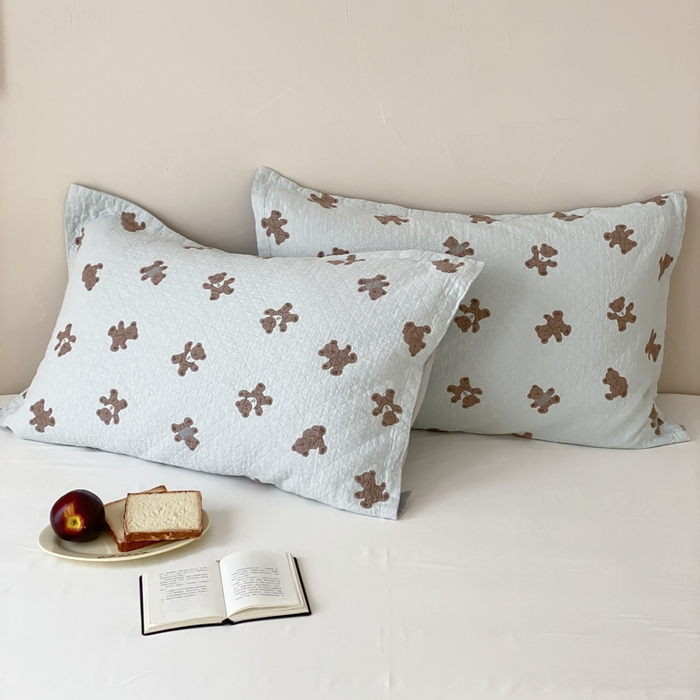 91家纺网 家纺一手货源 找家纺 麻依 2026新款安心棉床盖三件全棉四层纱布床单 松饼小熊-蓝