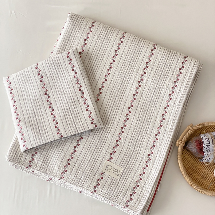 91家纺网 家纺一手货源 找家纺 麻依 2026新款安心棉床盖三件全棉四层纱布床单 清梦