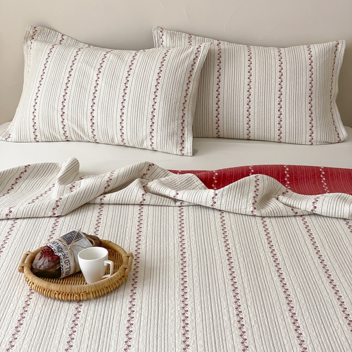 91家纺网 家纺一手货源 找家纺 麻依 2026新款安心棉床盖三件全棉四层纱布床单 清梦