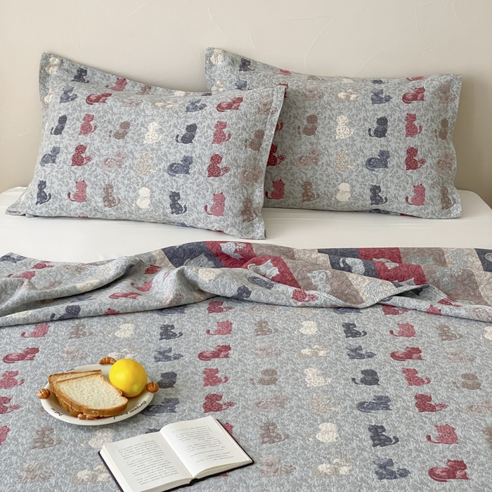 91家纺网 家纺一手货源 找家纺 麻依 2026新款安心棉床盖三件全棉四层纱布床单 花仙猫咪-蓝